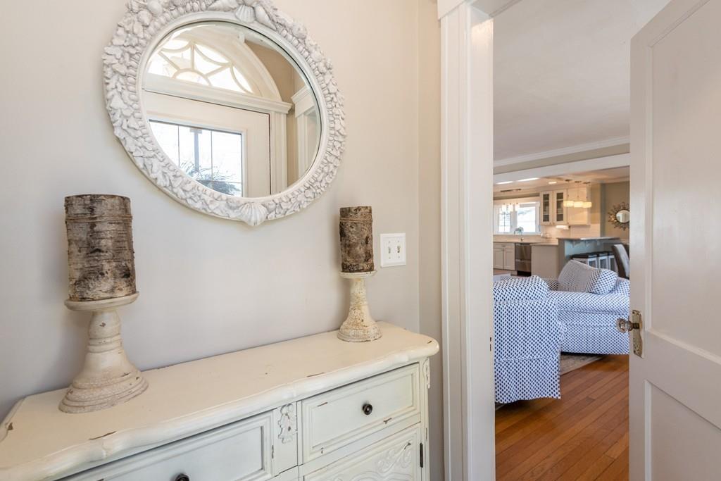 2 Ardsmoor Road Melrose, MA 02176 - Photo 6 of 42 Gallery Image 6