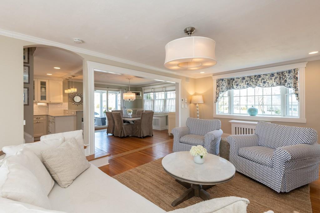 2 Ardsmoor Road Melrose, MA 02176 - Photo 8 of 42 Gallery Image 8