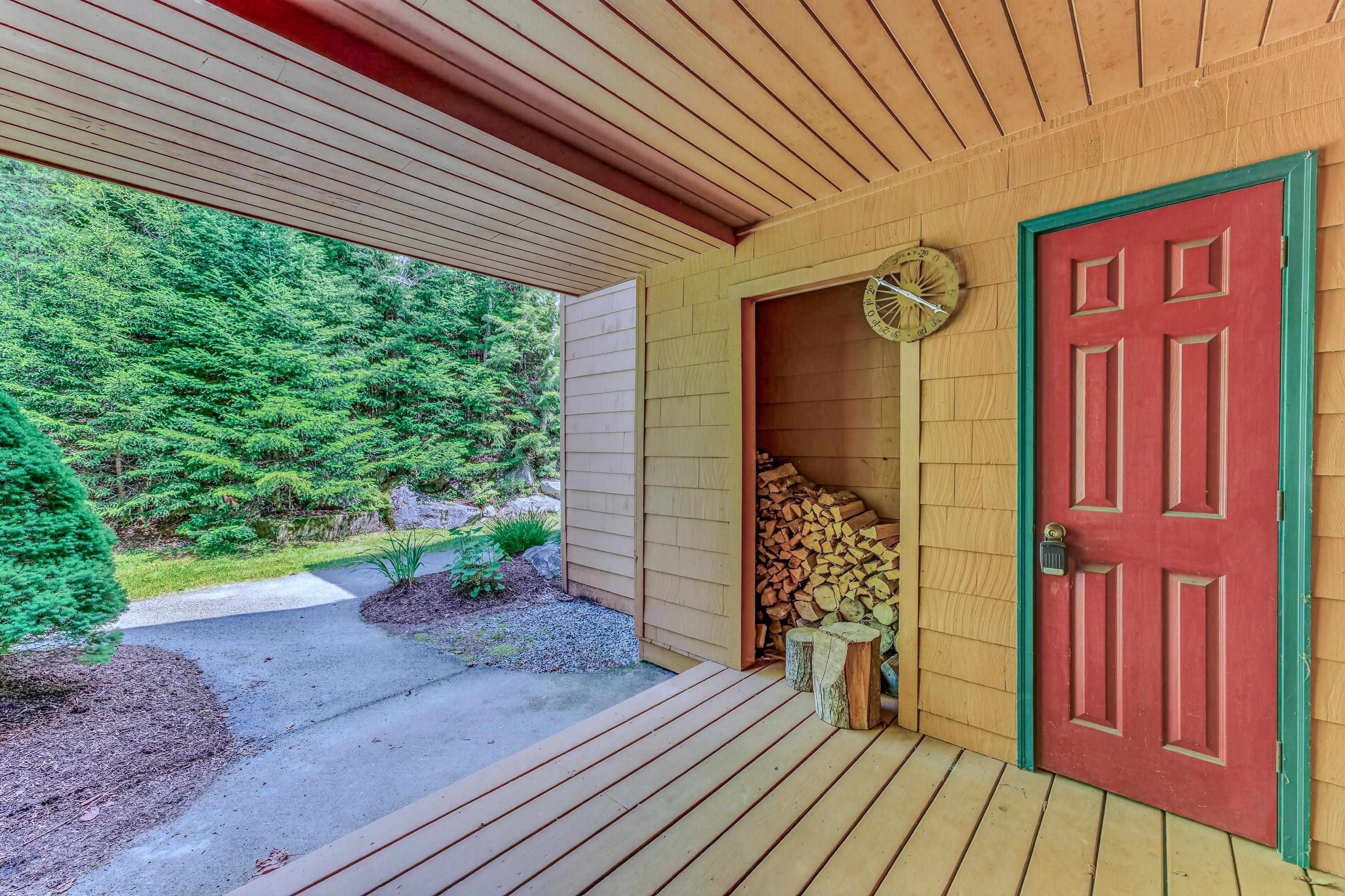 72 Appleby Close, Unit 42 Carroll, NH 03595 - Photo 2 of 33