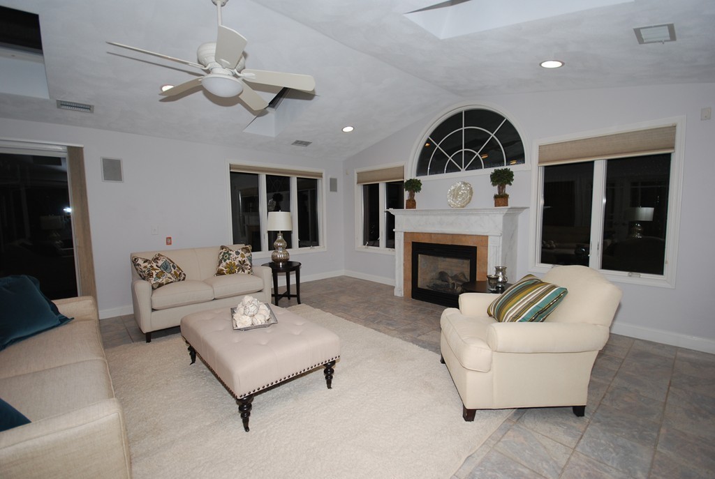 23 Francine Road Framingham, MA 01701 - Photo 2 of 30 Gallery Image 2