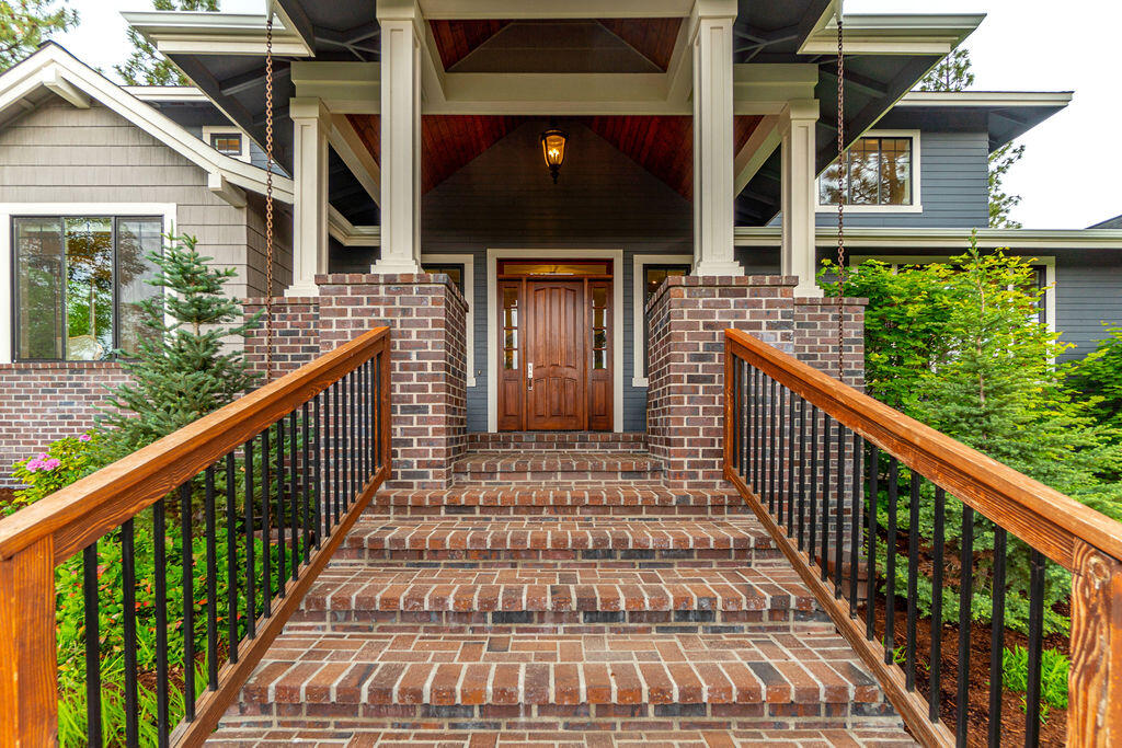 3336 Northwest Shevlin Ridge Bend, OR 97703 - Photo 2 of 69 RileyVisuals-6