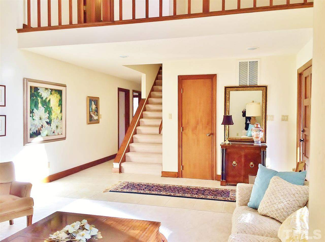 5200 Caber Road Raleigh, NC 27613 - Photo 4 of 25 Foyer