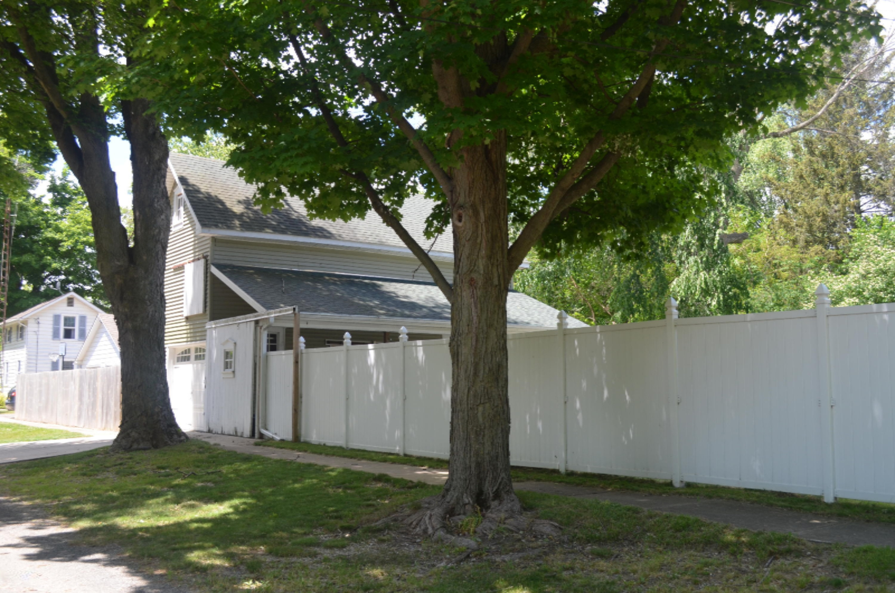 546 Maple Street Colon, MI 49040 - Photo 5 of 50 DSC_0657
