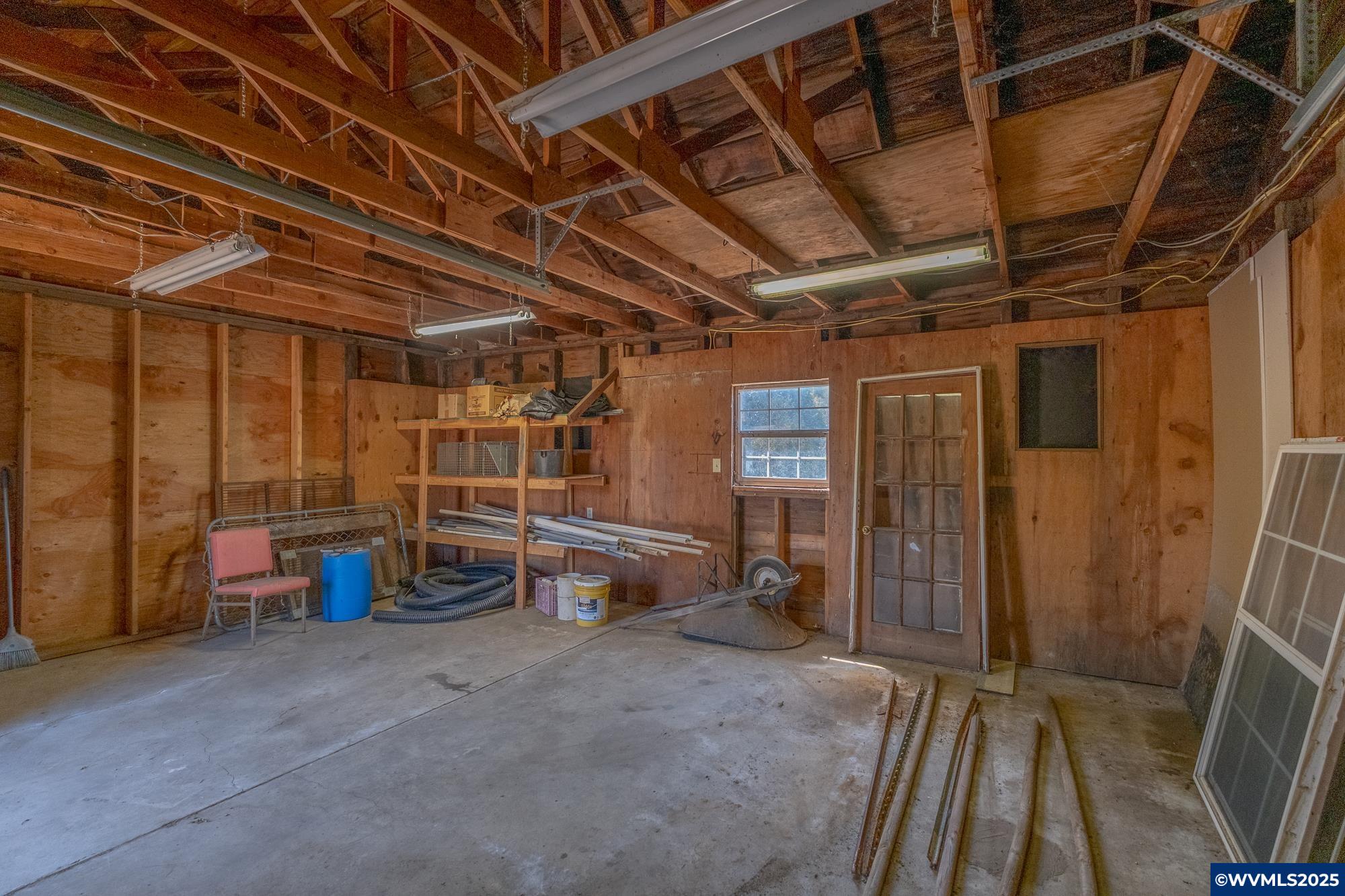 470 North Gun Club Road Independence, OR 97351 - Photo 10 of 18 Gallery Image 10