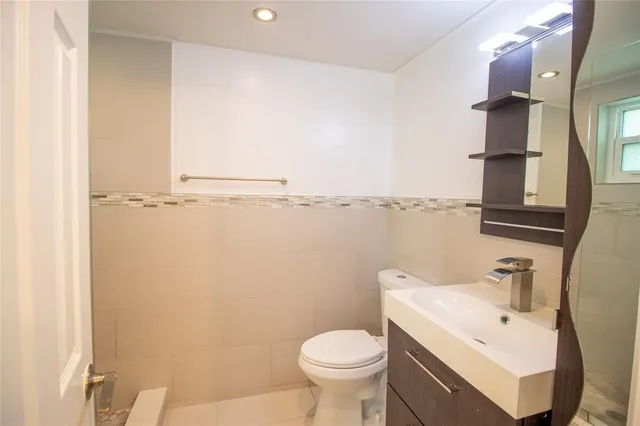 $274,999 | 8401 Royal Palm Boulevard, Unit 8401, Coral Springs, FL 33065