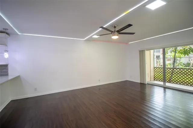 $274,999 | 8401 Royal Palm Boulevard, Unit 8401, Coral Springs, FL 33065