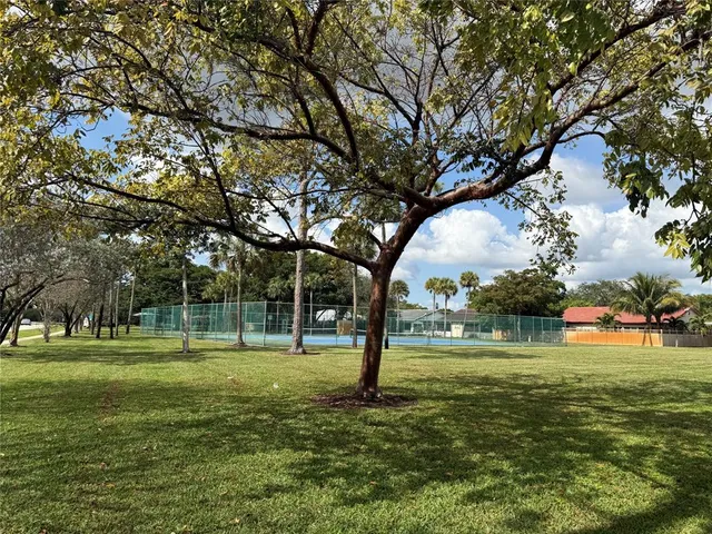 $274,999 | 8401 Royal Palm Boulevard, Unit 8401, Coral Springs, FL 33065