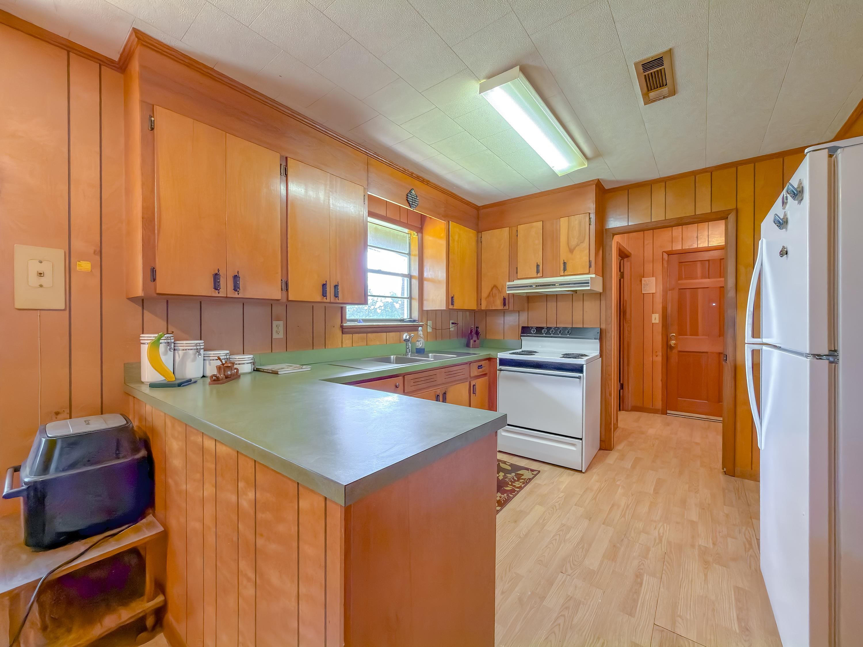 2555 Hollister Road Marianna, FL 32446 - Photo 6 of 68