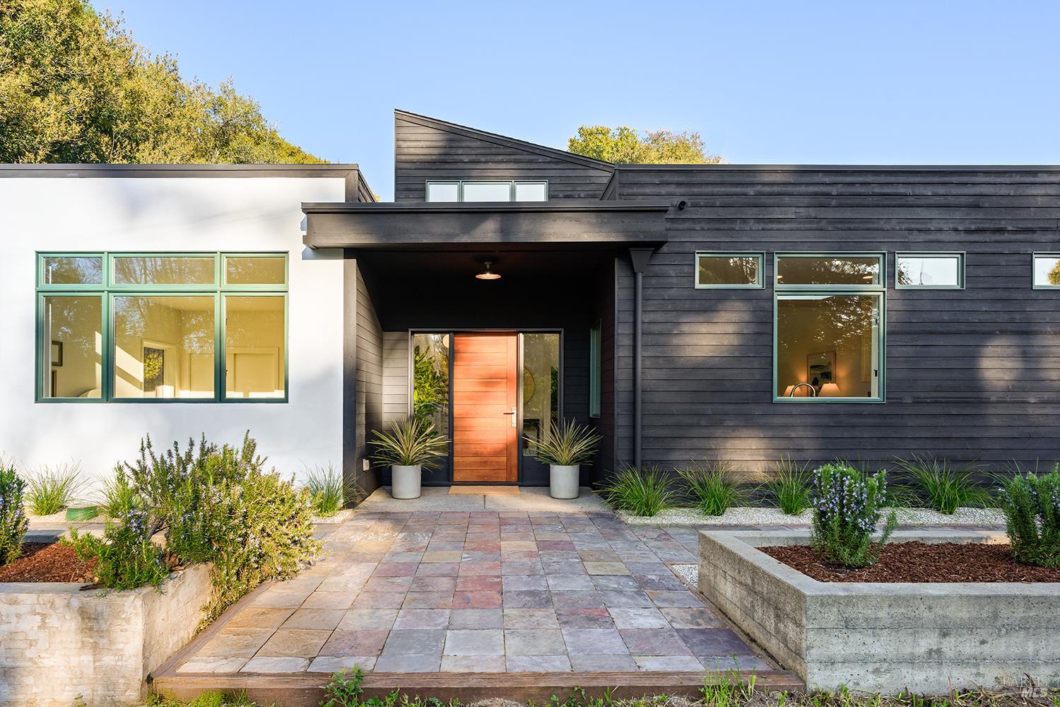 601 First Street Sebastopol, CA 95472 - Photo 3 of 51