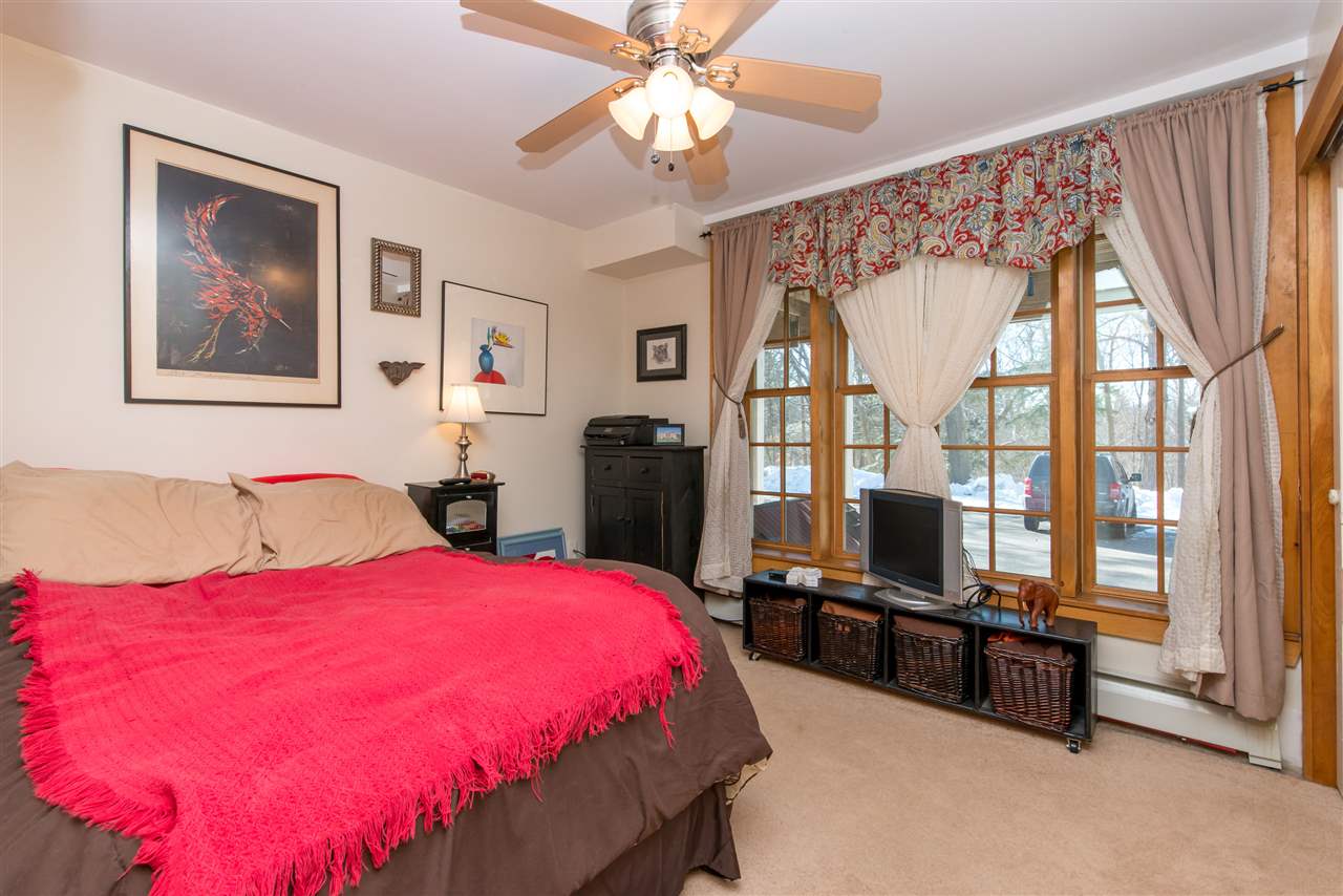 87 Charles Street, Unit 4 Rochester, NH 03867 - Photo 21 of 40