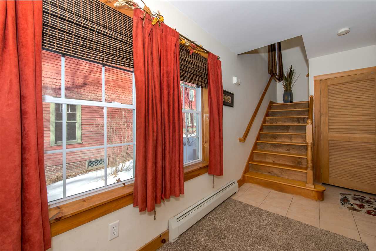 87 Charles Street, Unit 4 Rochester, NH 03867 - Photo 28 of 40