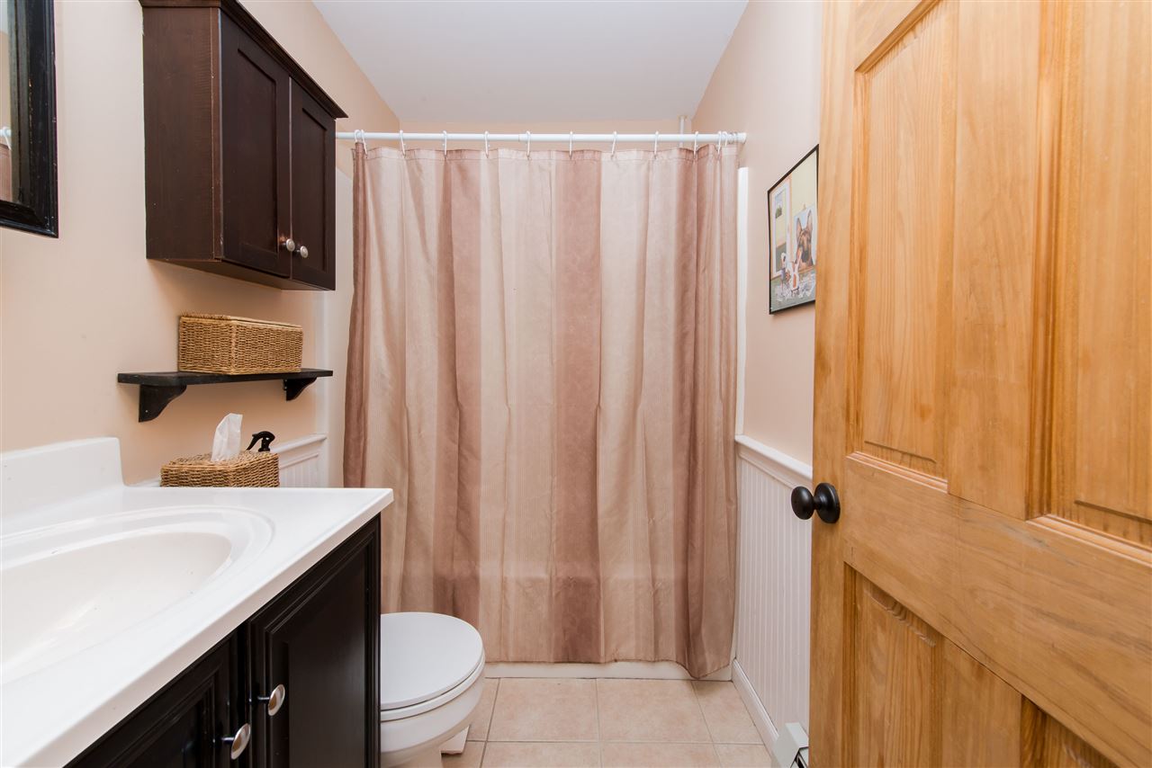 87 Charles Street, Unit 4 Rochester, NH 03867 - Photo 29 of 40
