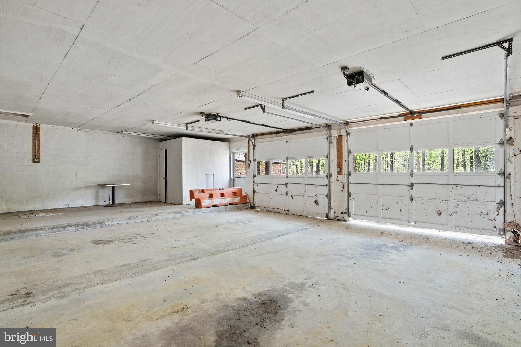 2270 Liverpool Point Road Nanjemoy, MD 20662 - Photo 25 of 39 2 car detached garage