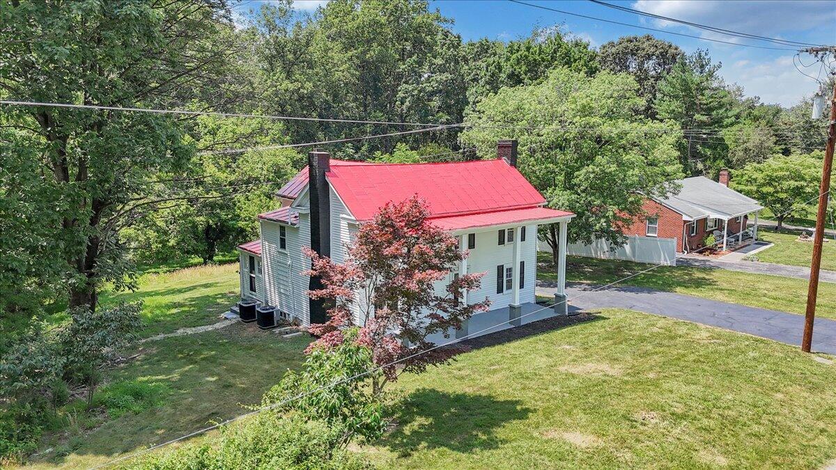 3169 Bandy Road Roanoke, VA 24014 - Photo 38 of 58 44-DJI_20250624142700_0109_D