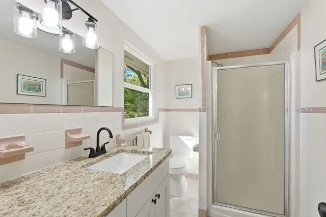 $324,000 | 1136 Southwest Shorewood Drive, Dunnellon, FL 34431