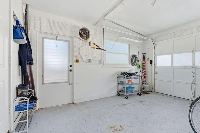 $324,000 | 1136 Southwest Shorewood Drive, Dunnellon, FL 34431