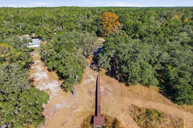 $324,000 | 1136 Southwest Shorewood Drive, Dunnellon, FL 34431