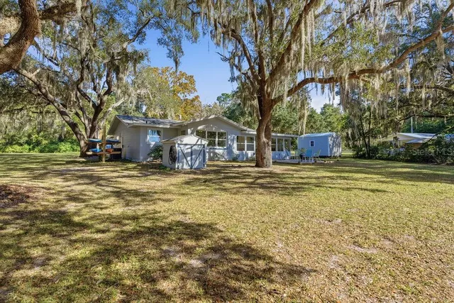 $324,000 | 1136 Southwest Shorewood Drive, Dunnellon, FL 34431