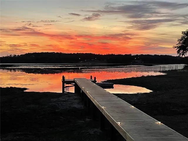 $324,000 | 1136 Southwest Shorewood Drive, Dunnellon, FL 34431