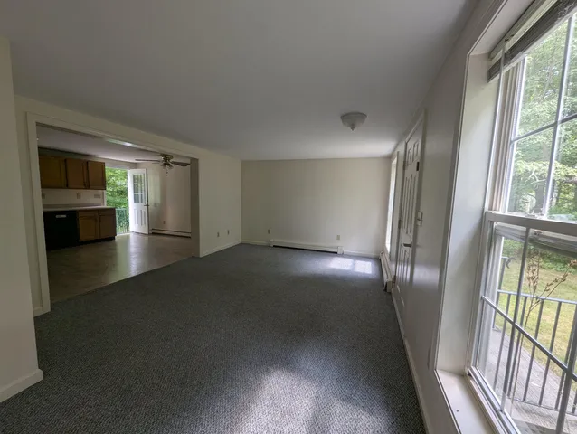 $2,395 | 125 A Sullivan Street, Berwick, ME 03901