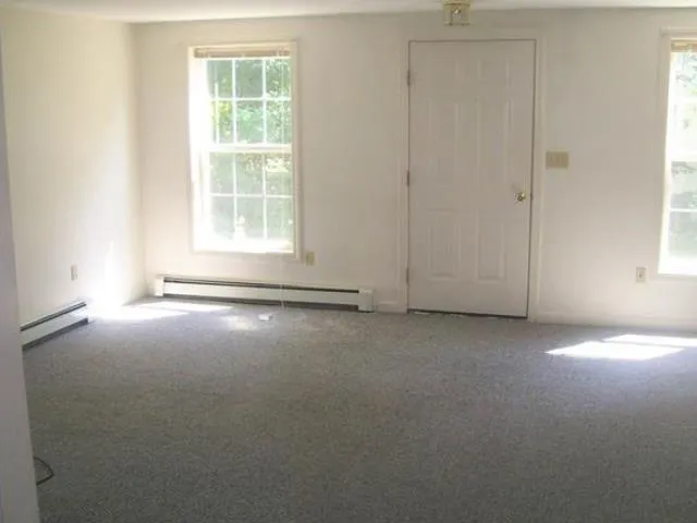 $2,395 | 125 A Sullivan Street, Berwick, ME 03901