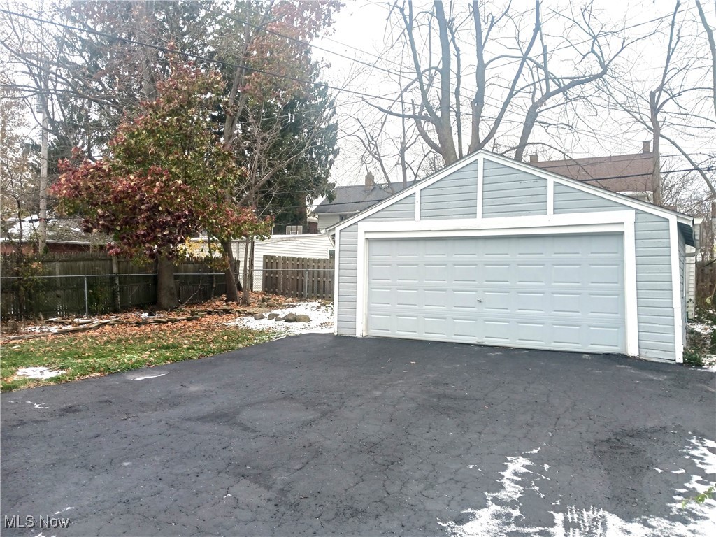 2601 Shaker Road Cleveland Heights, OH 44118 - Photo 37 of 41