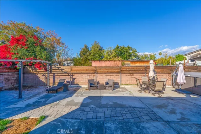 $549,000 | 152 East Rosewood Street, Rialto, CA 92376