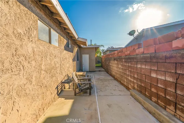 $549,000 | 152 East Rosewood Street, Rialto, CA 92376