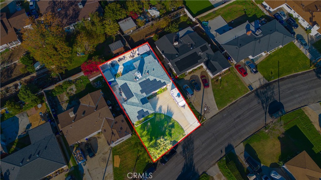 152 East Rosewood Street Rialto, CA 92376 - Photo 27 of 30 aerial view of an chairs and umbrellas