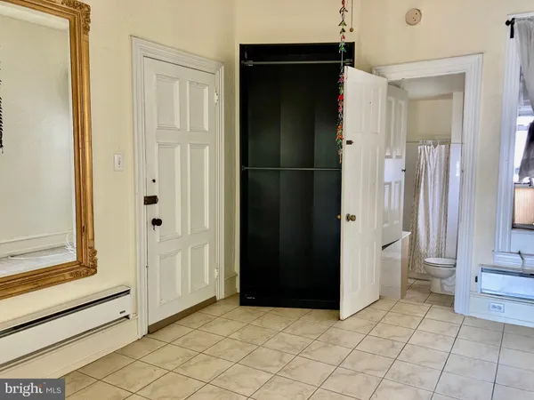 $1,600 | 1122 South Broad Street, Unit 2R, Philadelphia, PA 19146