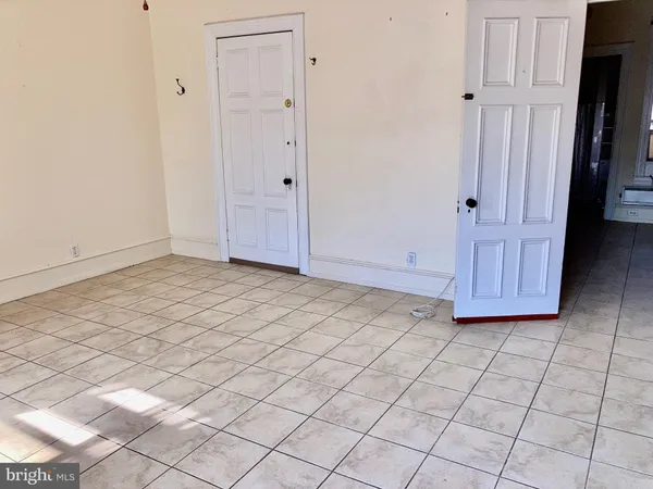 $1,600 | 1122 South Broad Street, Unit 2R, Philadelphia, PA 19146