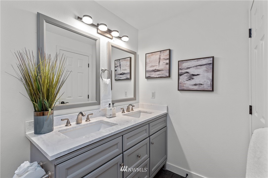 4308 Northeast Sunset Boulevard, Unit Q3 Renton, WA 98059 - Photo 22 of 39