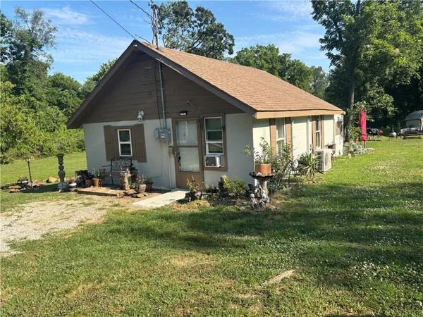 $93,000 | 216 West Marshall Street, El Dorado Springs, MO 64744