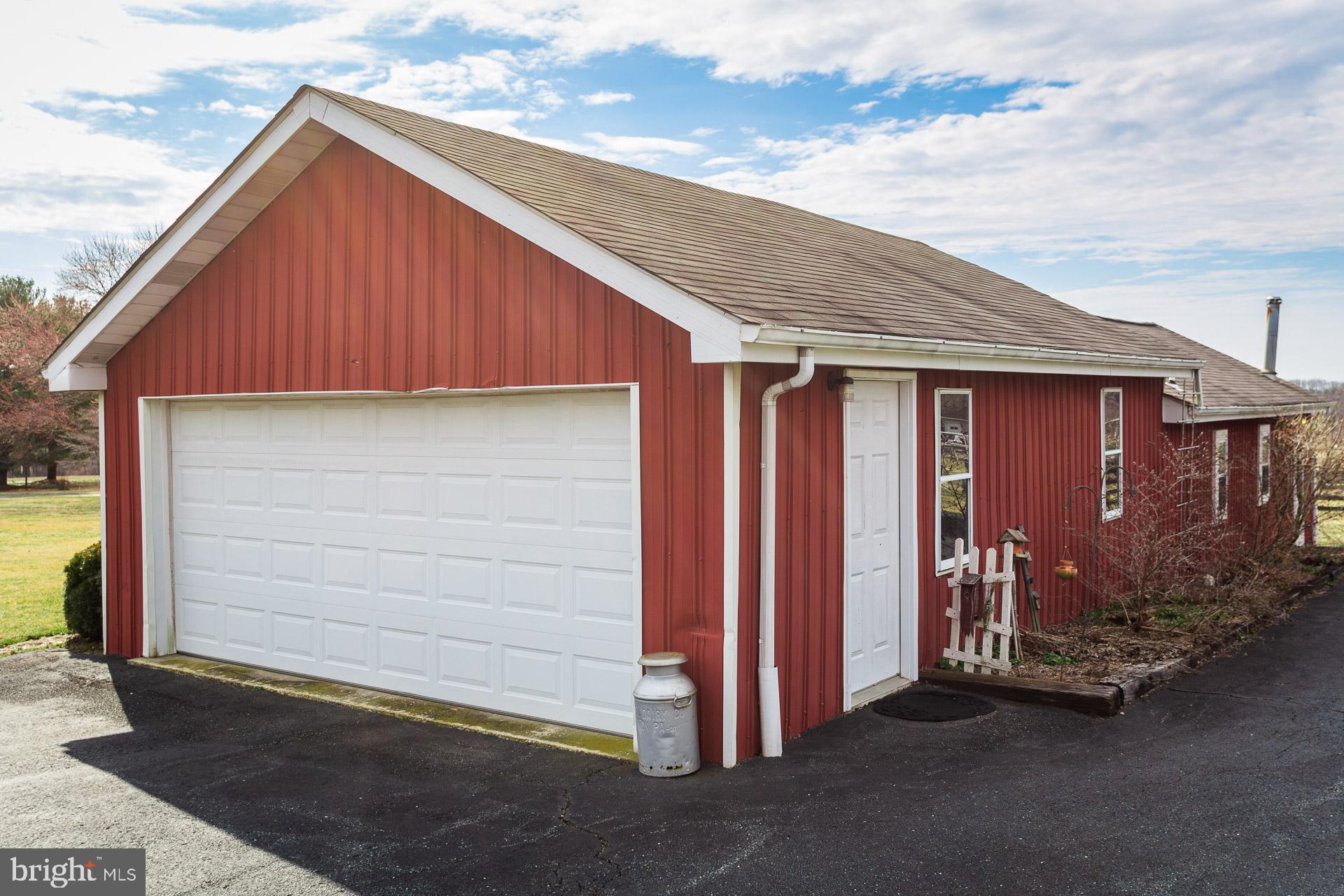 1691 New London Road Landenberg, PA 19350 - Photo 17 of 48 2 car garage