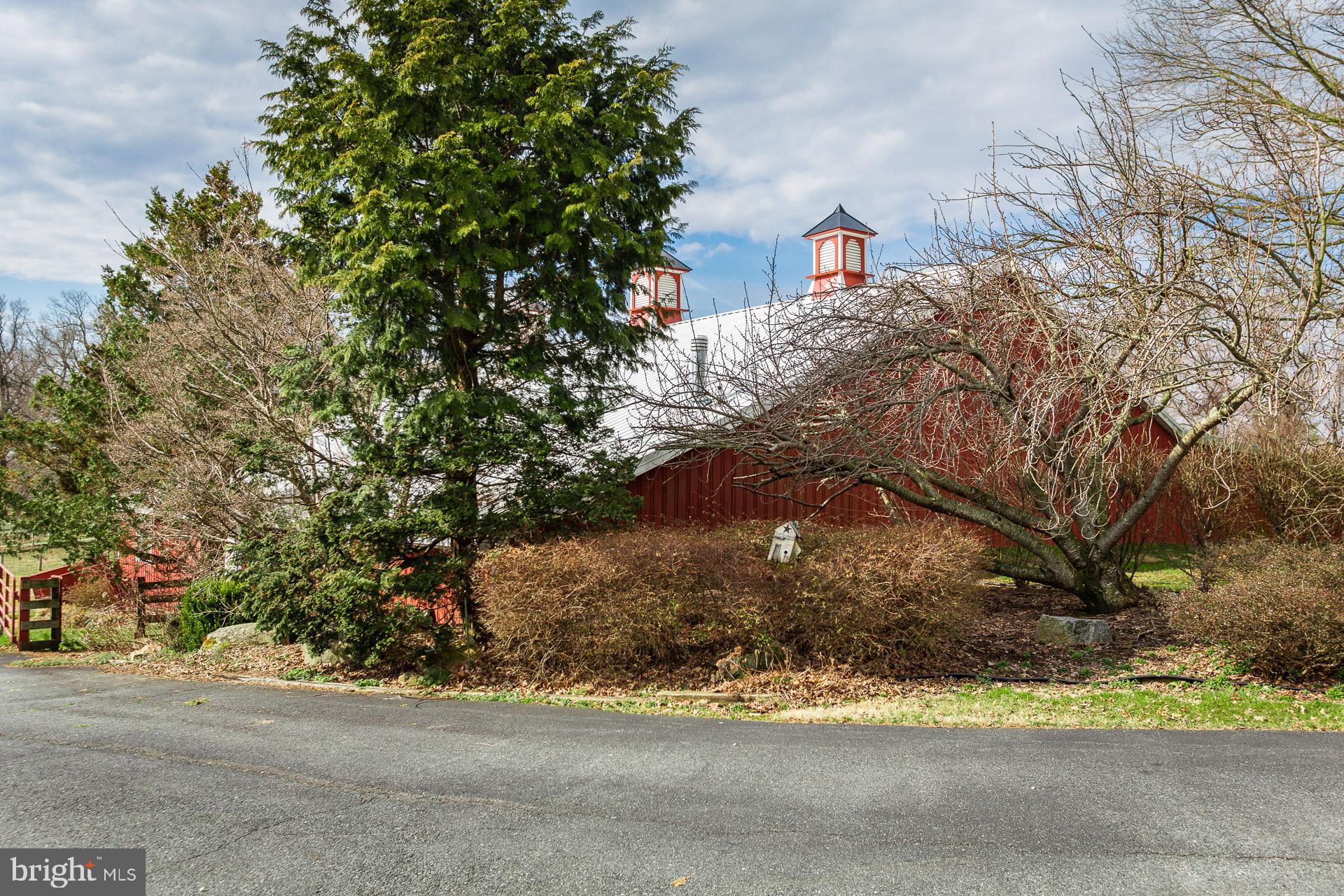 1691 New London Road Landenberg, PA 19350 - Photo 18 of 48 Barn