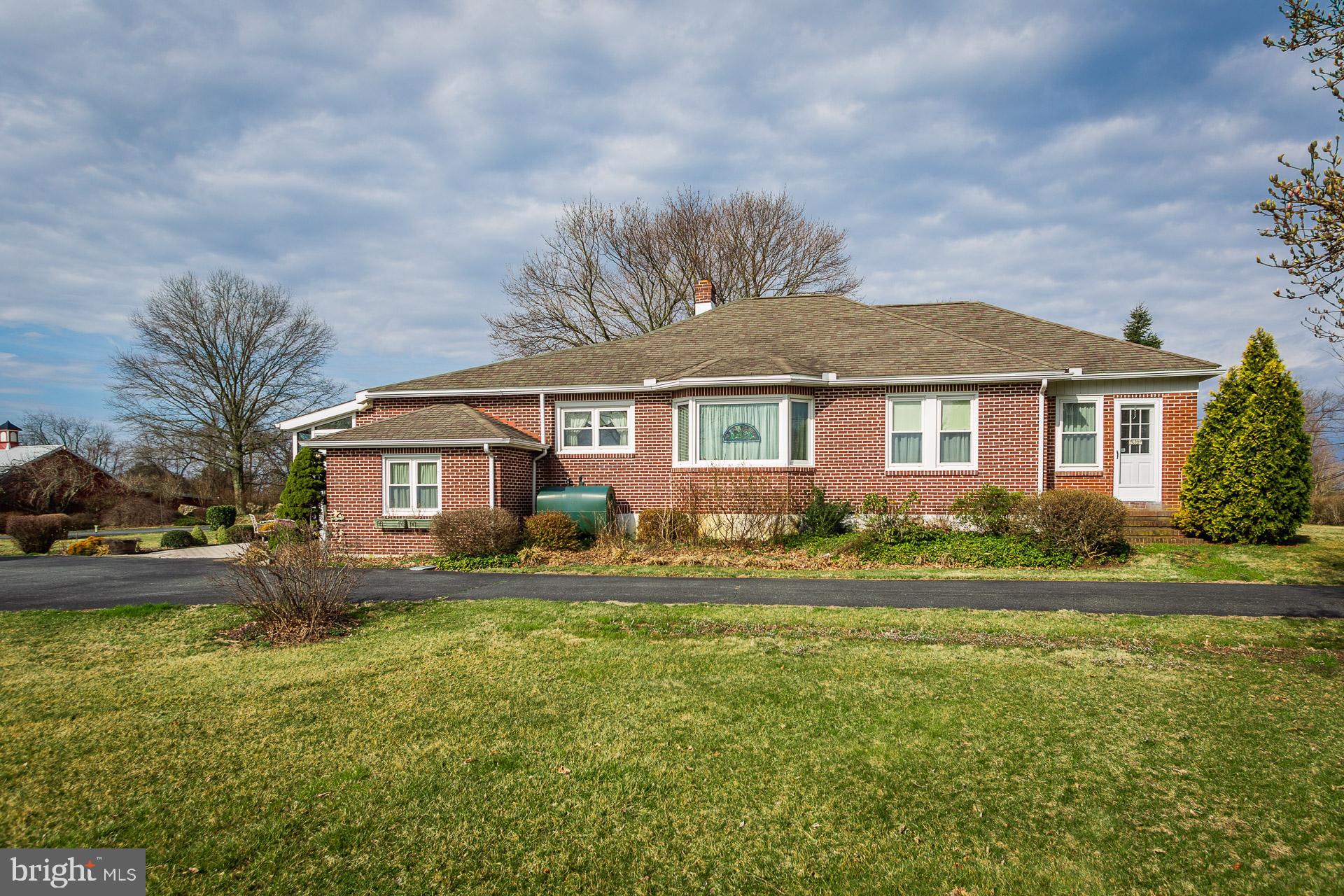 1691 New London Road Landenberg, PA 19350 - Photo 3 of 48