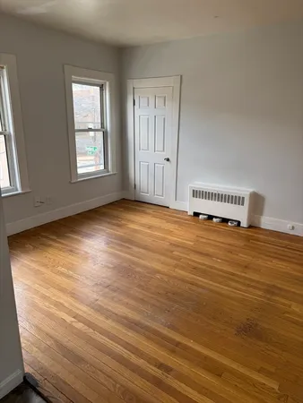 $2,850 | 14 Bedford Street, Unit 2, Waltham, MA 02453