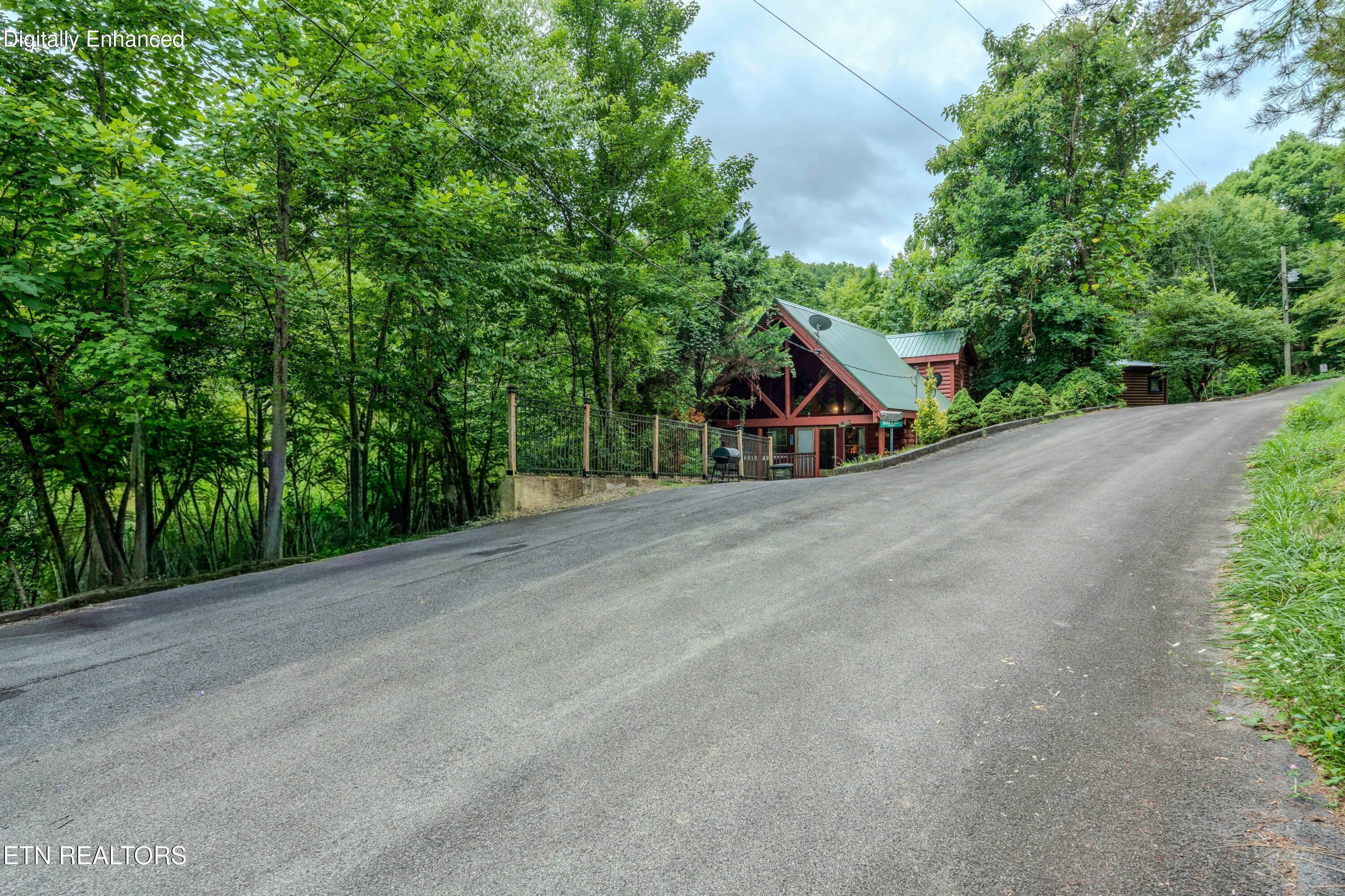 245 Edens Way Sevierville, TN 37876 - Photo 2 of 33 245EdensWay-4