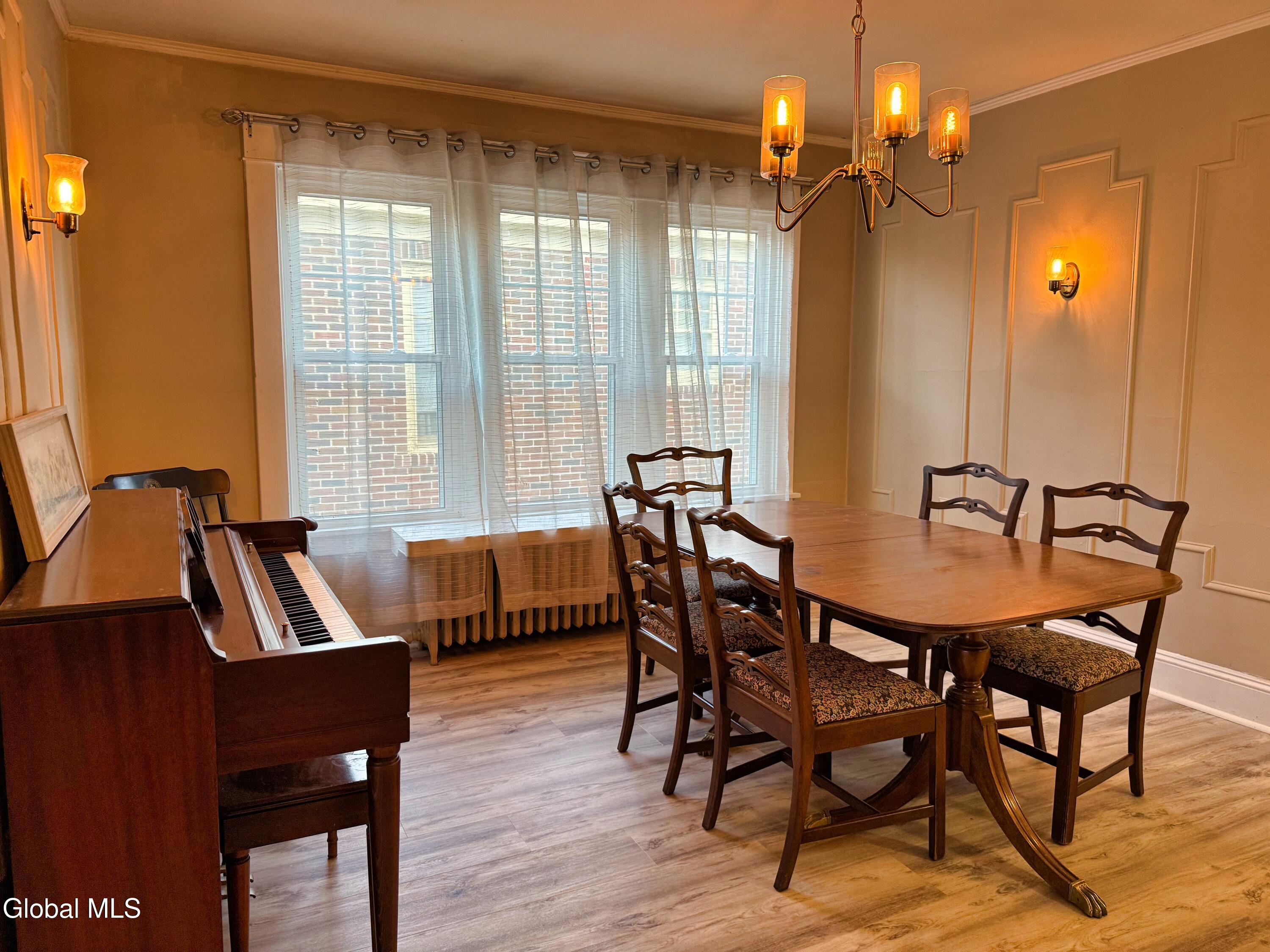 81 Edgecomb Street Albany, NY 12209 - Photo 11 of 24 IMG_5947