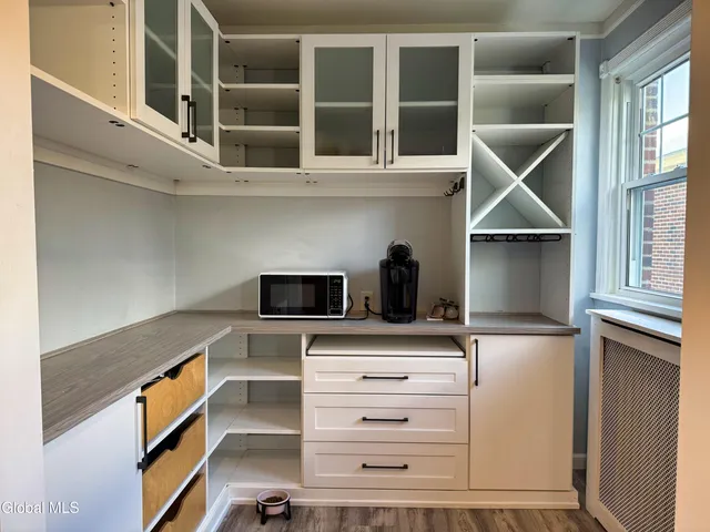 $265,000 | 81 Edgecomb Street, Albany, NY 12209