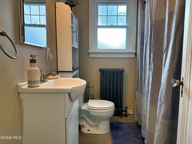 $265,000 | 81 Edgecomb Street, Albany, NY 12209