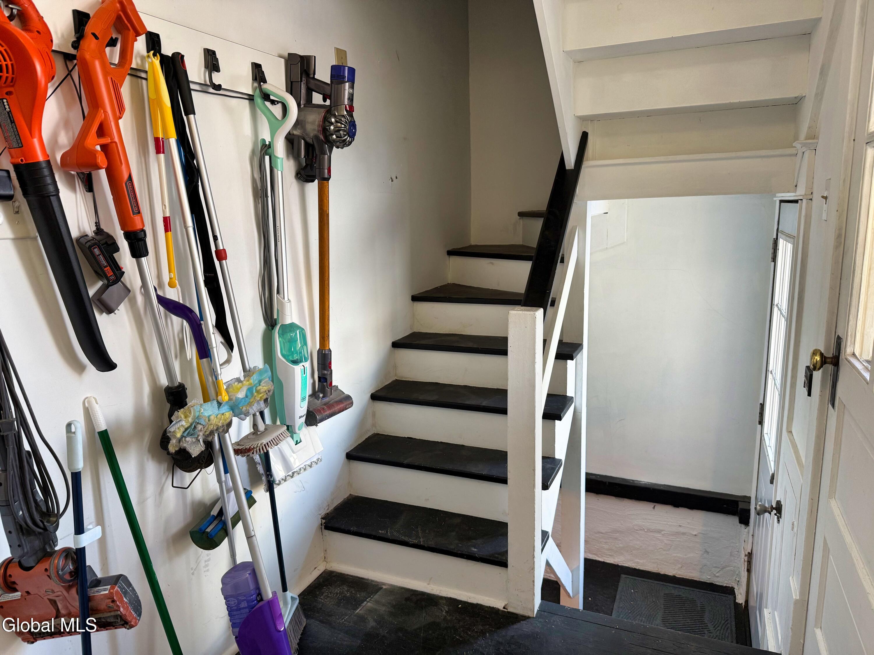 81 Edgecomb Street Albany, NY 12209 - Photo 22 of 24 IMG_5921