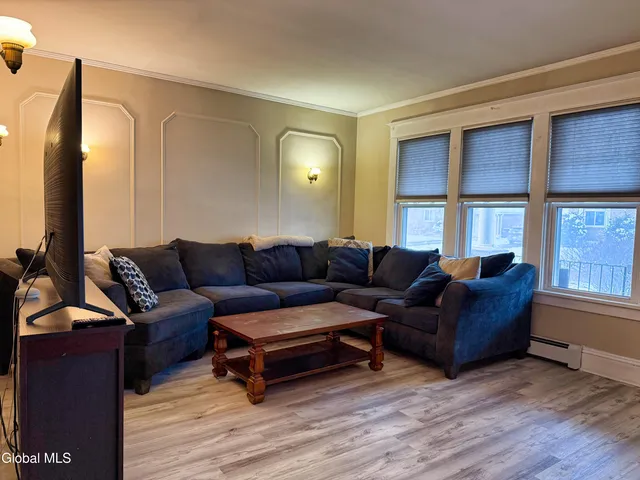 $265,000 | 81 Edgecomb Street, Albany, NY 12209