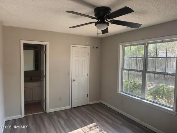 $1,900 | 112 Avondale Avenue, Unit B, Wilmington, NC 28403