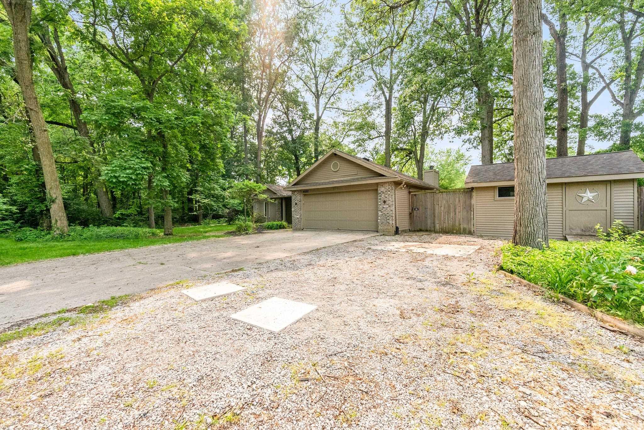 4550 Evard Road Fort Wayne, IN 46835 - Photo 2 of 23 Gallery Image 2