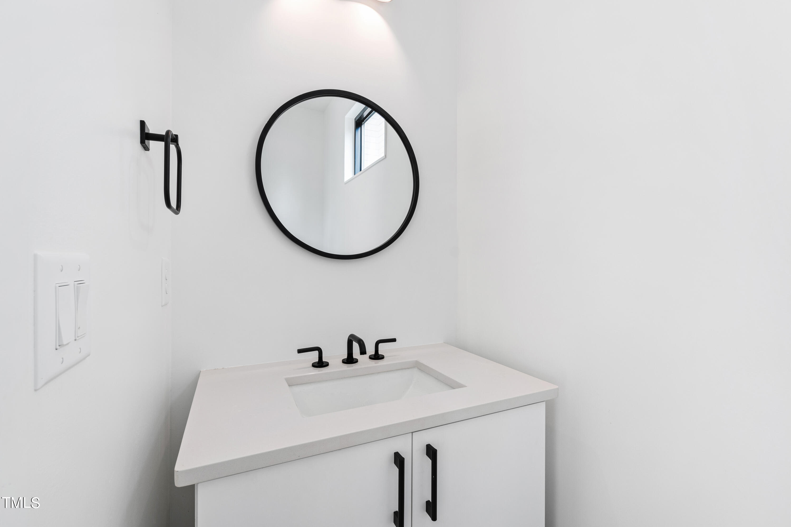 716 Brighton Road, Unit 101 Raleigh, NC 27610 - Photo 28 of 67 Bathroom