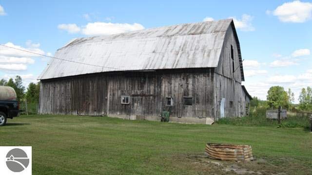 6646 Moores Junction Road Sterling, MI 48659 - Photo 3 of 9 1753387-2.JPG
