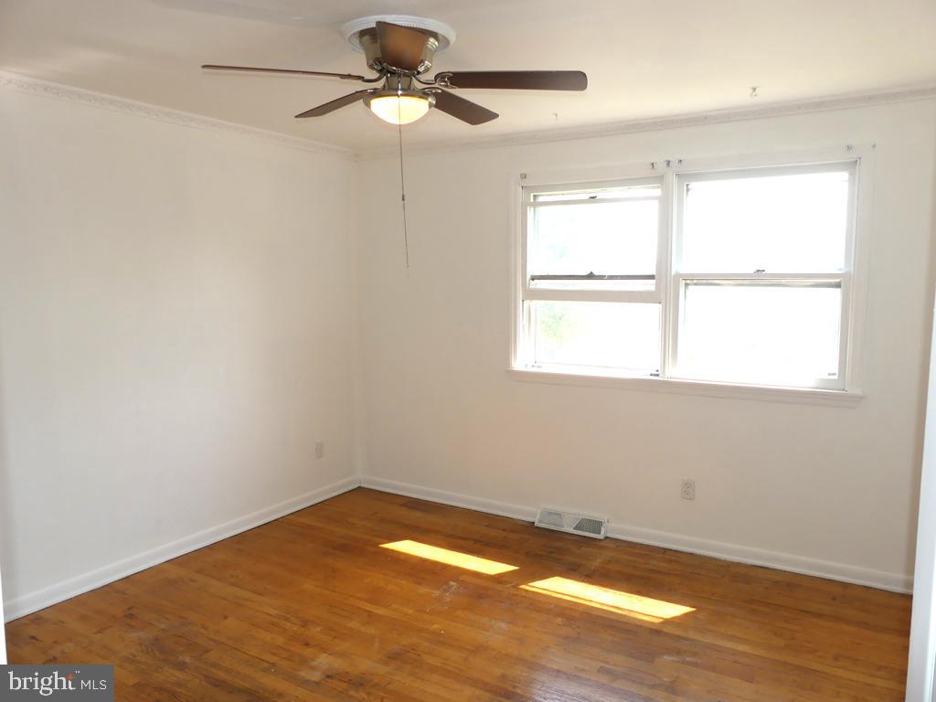 8016 Sagramore Road Baltimore, MD 21237 - Photo 13 of 30 Main Level Bedroom