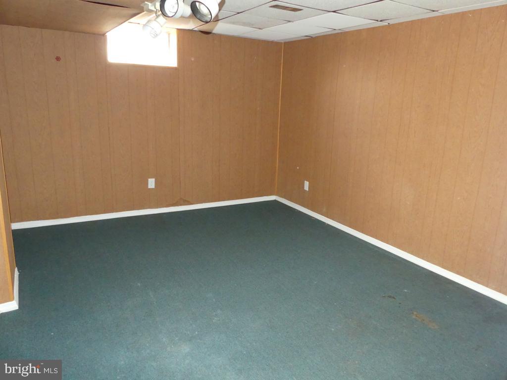 8016 Sagramore Road Baltimore, MD 21237 - Photo 20 of 30 Lower Level Rec Rm/Play Rm