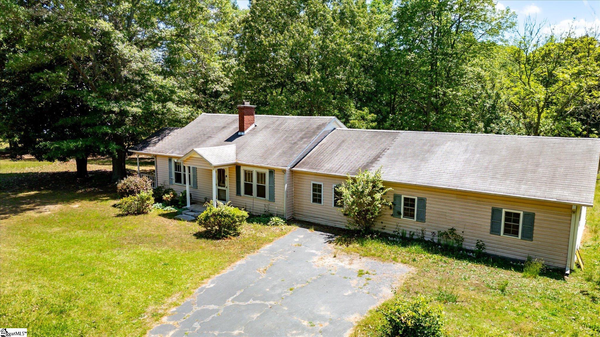 644 Preston Road Pelzer, SC 29669 - Photo 2 of 36